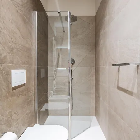 Astoria Prestige * Bolonia